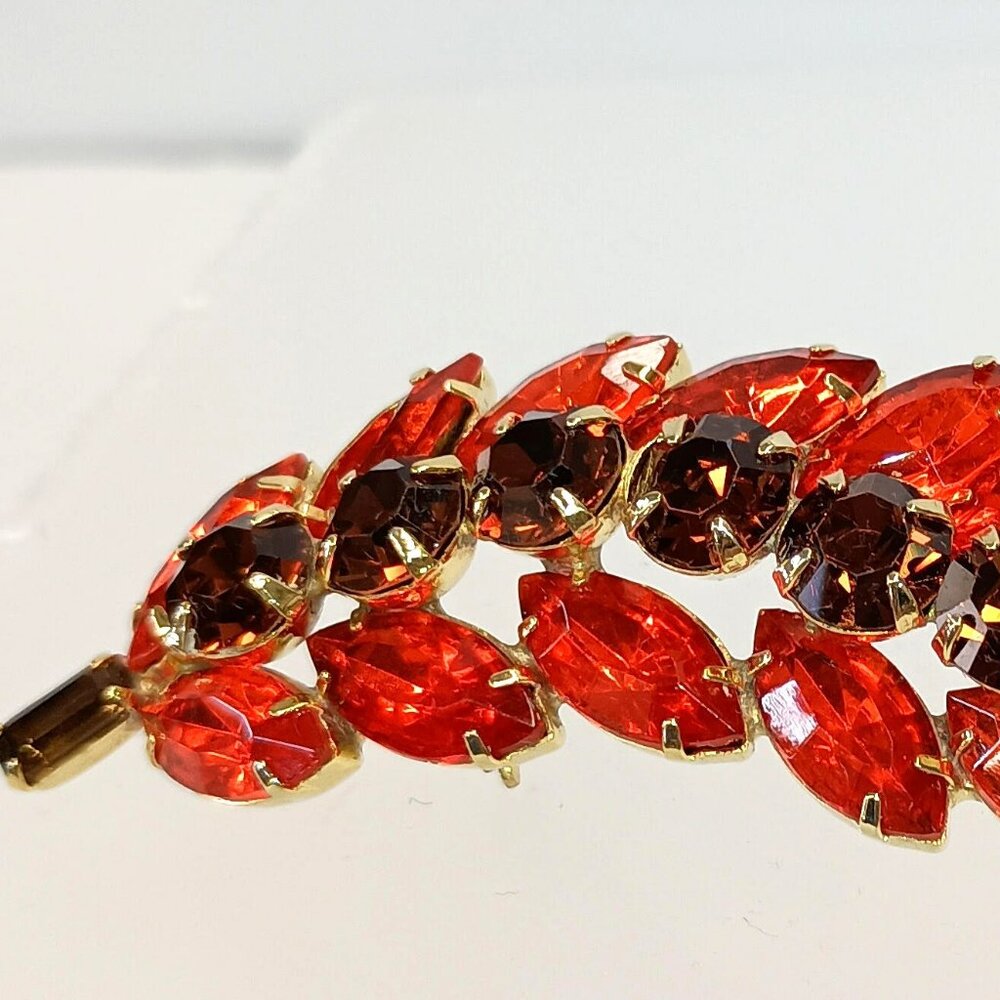 1950's Rhinestone Pin - Picture 2 of 4